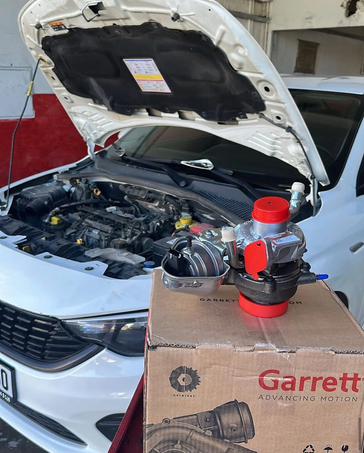 Garrett sıfır turbo montajı için araç üzerinde uygulama hazırlığı